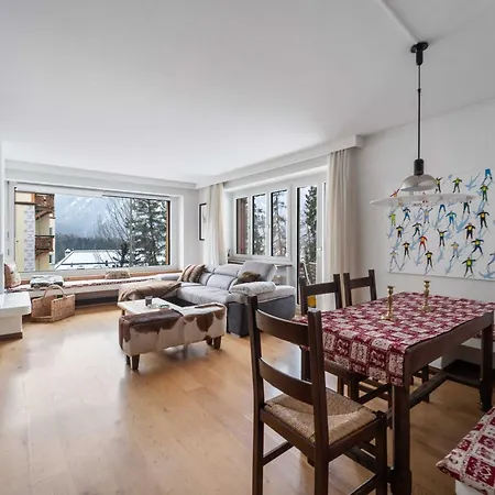 2bedr Parking View Apartment St. Moritz