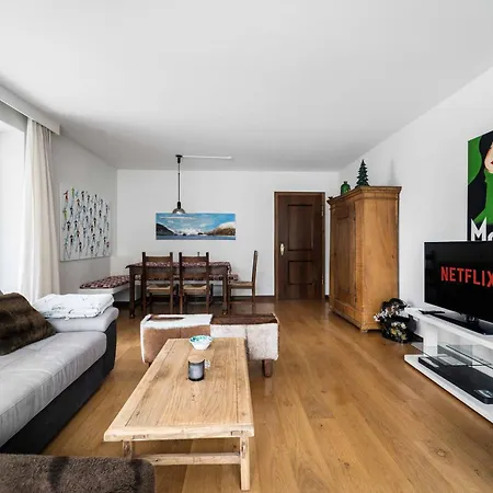 2bedr Parking View Apartment *