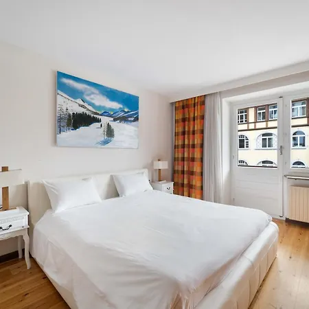 2bedr Parking View * St. Moritz